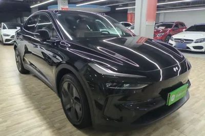 ONVO L60 2025, 12900 км, за 136312.88 CNY
