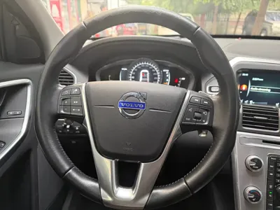Volvo XC60 2016, 112000 км, за 53500 CNY - фото 13