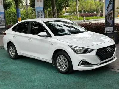 Hyundai Elantra · 2020 год
