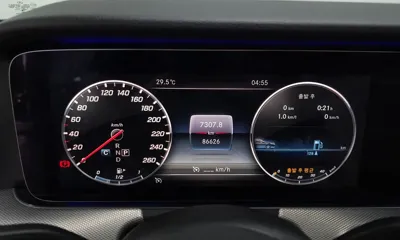 Mercedes-Benz E-Class 2019, 86626 км, за 28990000 KRW - фото 8