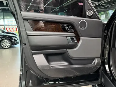 Land Rover Range Rover 2019, 65000 км, за 738800 CNY - фото 8