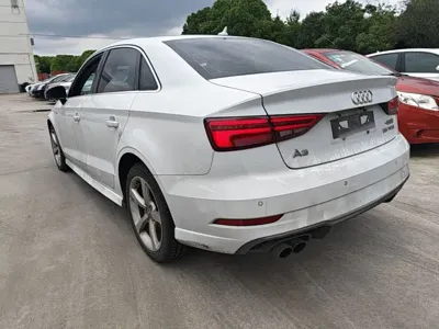 Audi A3 2018, 147000 км, за 41200 CNY - фото 5