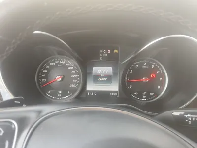 Mercedes-Benz V-Class 2018, 89800 км, за 182260.35 CNY - фото 15