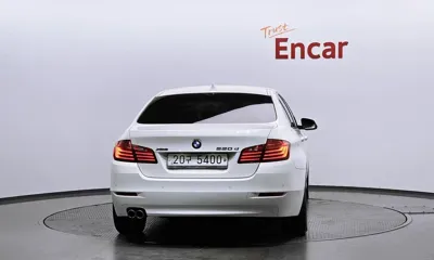 BMW 5-Series 2014, 136409 км, за 11900000 KRW