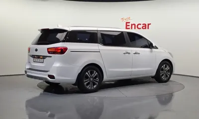 Kia Canival 2020, 68297 км, за 17000000 KRW