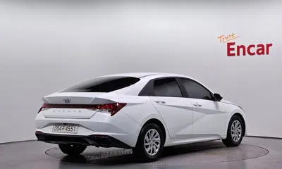 Hyundai Avante 2022, 55801 км, за 15800000 KRW - фото 2