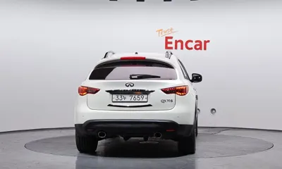 Infiniti QX70 2017, 116404 км, за 23000000 KRW