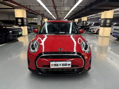 MINI MINI 2022, 21000 км, за 96800 CNY - фото 1
