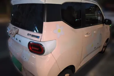 Wuling Hongguang MINIEV 2024, 11500 км, за 38537.69 CNY