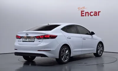 Hyundai Avante 2017, 104979 км, за 7900000 KRW