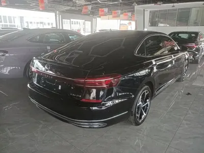 Volkswagen Passat 2023, 33400 км, за 119700 CNY - фото 7
