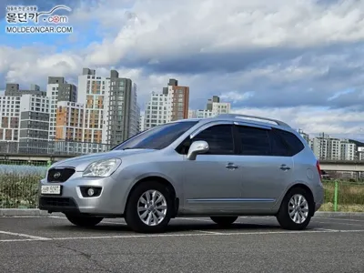 Kia Carens · 2013 год