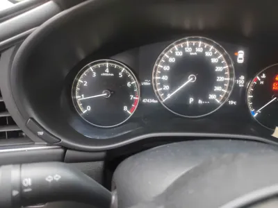 Mazda Mazda 3 Axela 2020, 47400 км, за 67840.66 CNY - фото 9