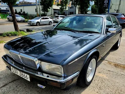 Jaguar Daimler 1990, 233706 км, за 19700000 KRW