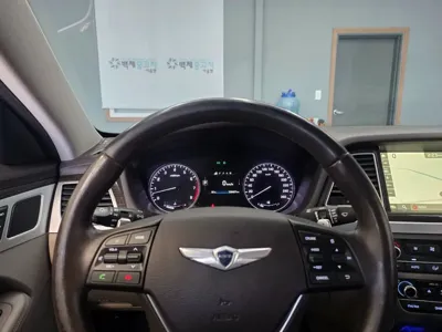 Hyundai Genesis 2015, 109427 км, за 9500000 KRW - фото 13