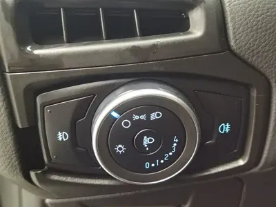 Ford Focus 2016, 59800 км, за 23900 CNY - фото 21