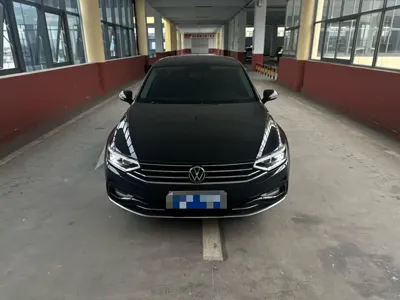 Volkswagen Magotan 2023, 43000 км, за 115800 CNY