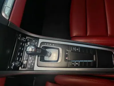 Porsche 718 2018, 79000 км, за 202399 CNY - фото 9