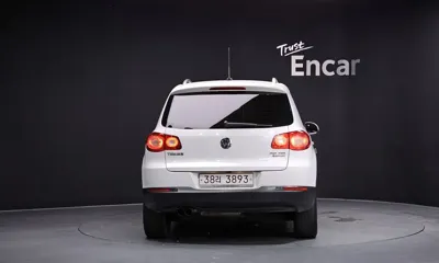 Volkswagen Tiguan 2011, 135648 км, за 5200000 KRW