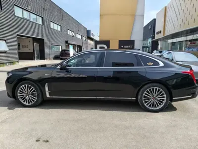 Hongqi Hongqi H9 2021, 65000 км, за 155800 CNY - фото 8