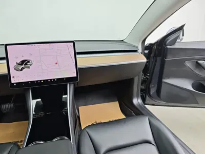 Tesla Model 3 2020, 88000 км, за 98000 CNY - фото 15