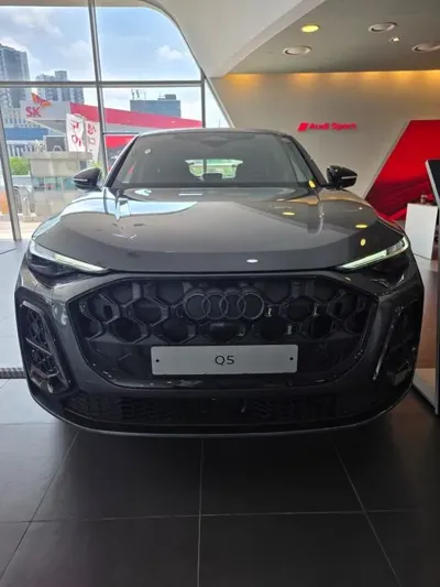 Audi Q5 · 2025 год