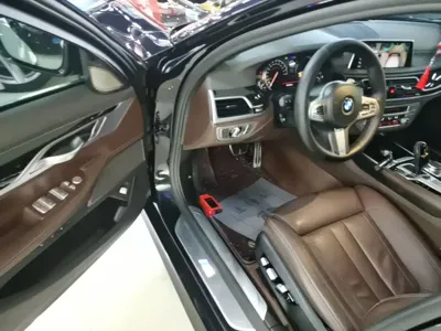 BMW 7 Series 2018, 166400 км, за 170799 CNY - фото 16