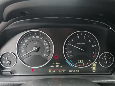 BMW 3 Series 2018, 99000 км, за 66000 CNY - фото 7