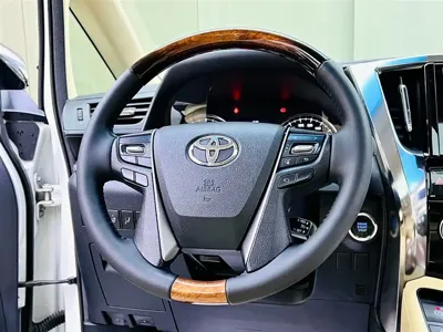 Toyota Alphard 2017, 140000 км, за 375000 CNY - фото 10