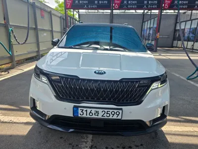Kia Canival · 2021 год