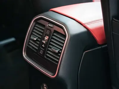 Porsche Macan 2018, 129000 км, за 133800 CNY - фото 19