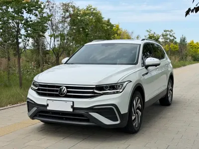 Volkswagen Tiguan L · 2023 год