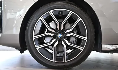 BMW 7-Series 2025, 8581 км, за 114000000 KRW - фото 5