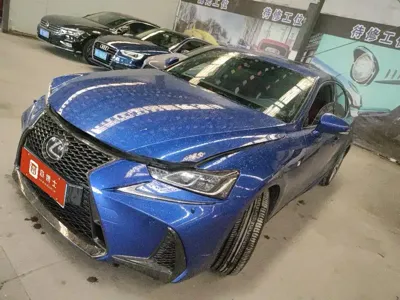 Lexus IS · 2018 год