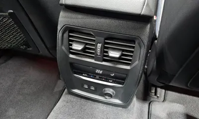 BMW 3-Series 2019, 105228 км, за 26800000 KRW - фото 30