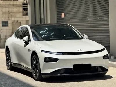 Xpeng P7 2021, 70000 км, за 66200 CNY