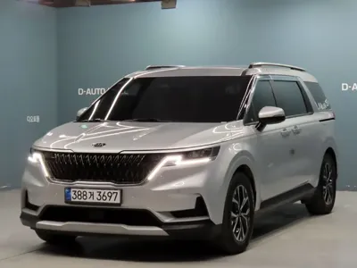 Kia Canival · 2021 год