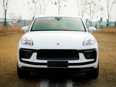 Porsche Macan 2022, 30000 км, за 277900 CNY
