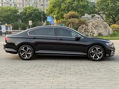 Volkswagen Magotan 2024, 10000 км, за 141800 CNY - фото 8