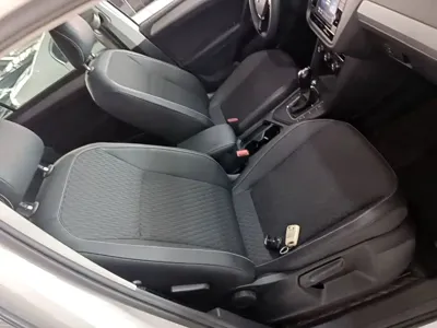 Volkswagen Tiguan L 2020, 84300 км, за 76800 CNY - фото 25