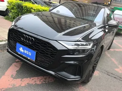 Audi Q8 · 2021 год