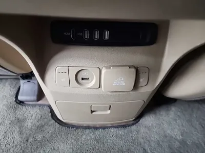 Kia Canival 2015, 204583 км, за 9400000 KRW - фото 14