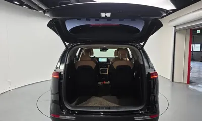 Kia Canival 2023, 71653 км, за 31500000 KRW - фото 20