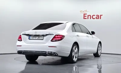 Mercedes-Benz E-Class 2017, 139120 км, за 17900000 KRW
