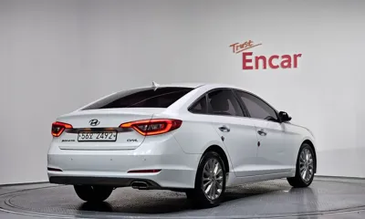 Hyundai Sonata 2015, 139833 км, за 6190000 KRW