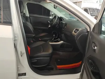 Jeep Compass 2019, 90000 км, за 39900 CNY - фото 8