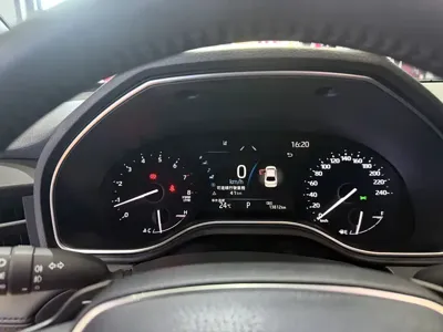 Toyota Avalon 2024, 13799 км, за 137800 CNY