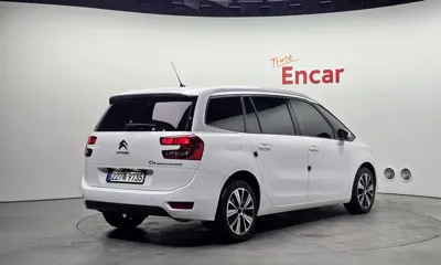 Citroen-DS C4 SpaceTourer 2019, 115928 км, за 9800000 KRW