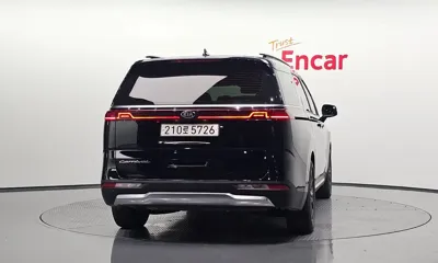 Kia Canival 2021, 171989 км, за 99990000 KRW