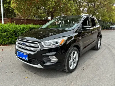 Ford Kuga · 2017 год